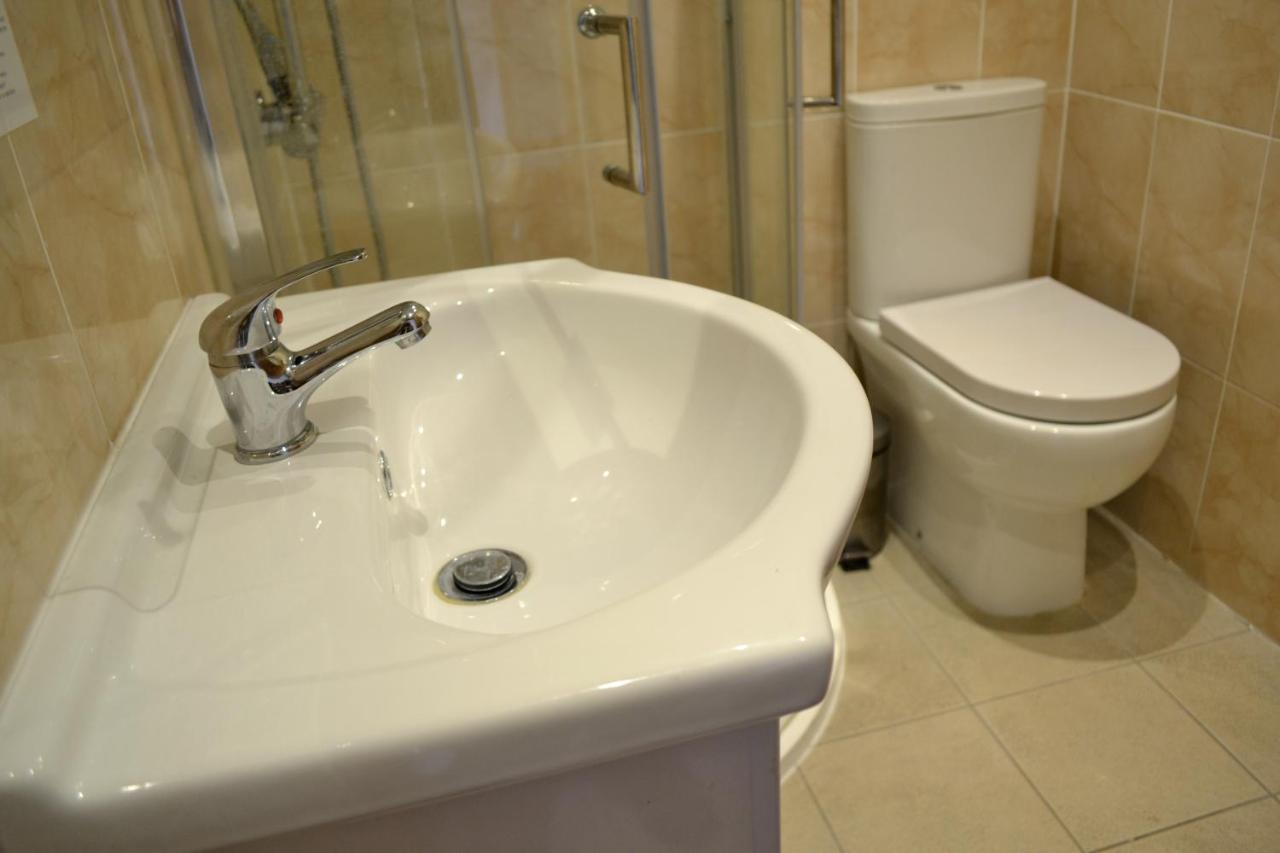 Pepper Street Rooms Whitchurch  Zewnętrze zdjęcie